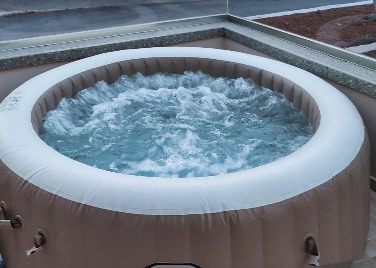 Luxury Villa Eva-Mari With Jacuzzi, 50M From The Beach Сталос Екстер'єр фото